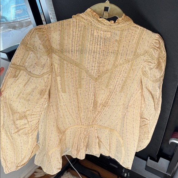 Doen Albertine Top in Frances Floral - Picture 5 of 17